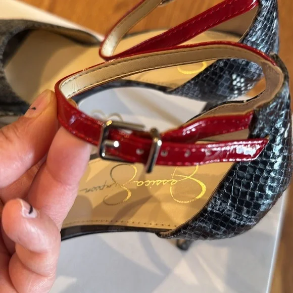 Jessica Simpson Sandals - Picture 9 of 12